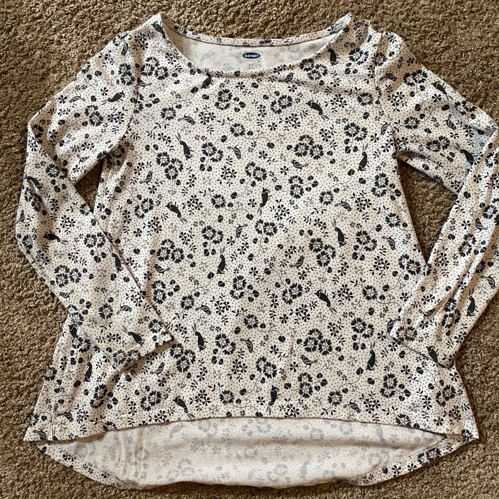 Old navy size small 6-7 girls tunic.